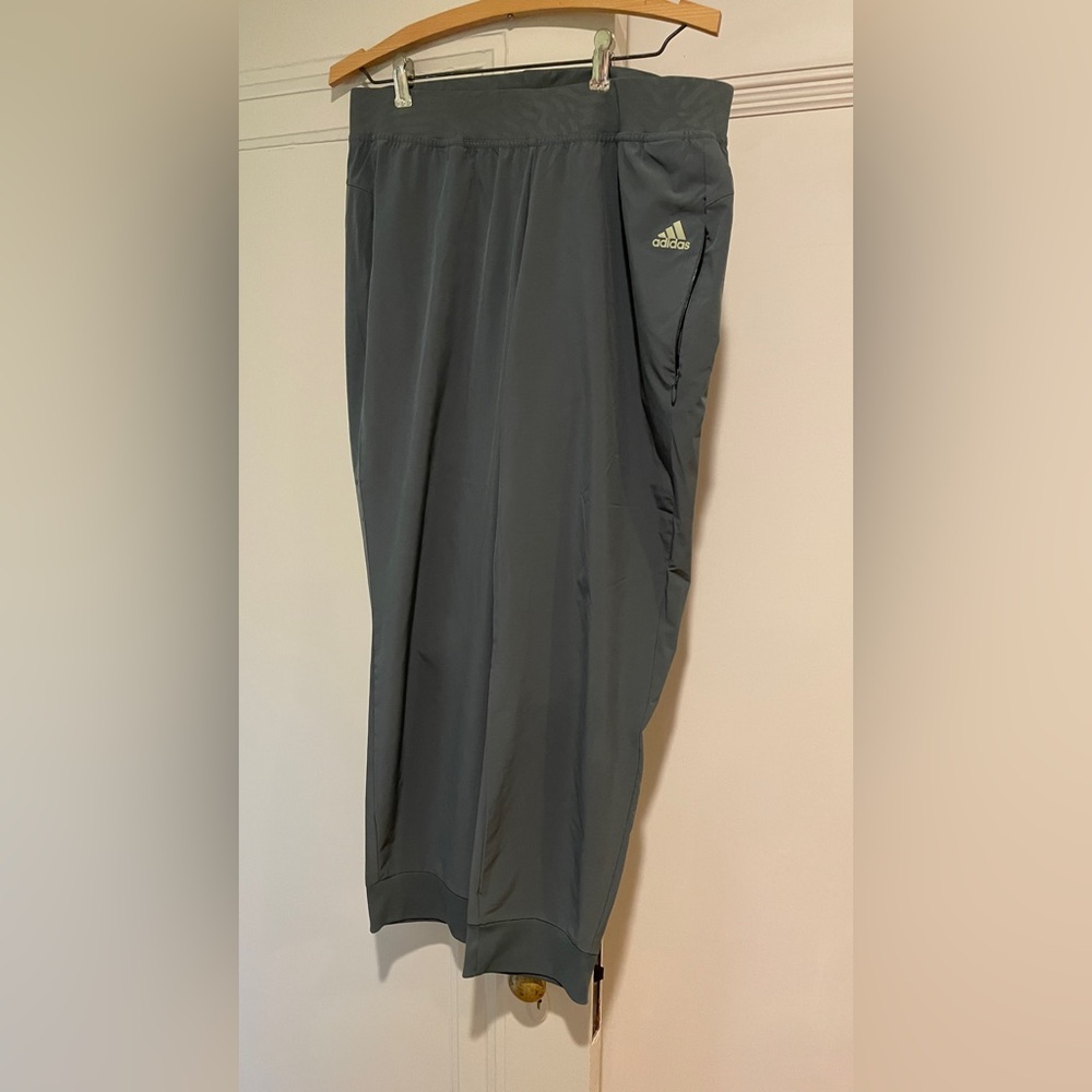 Women’s Adidas Green Sweatpants for Ultimate Comfort